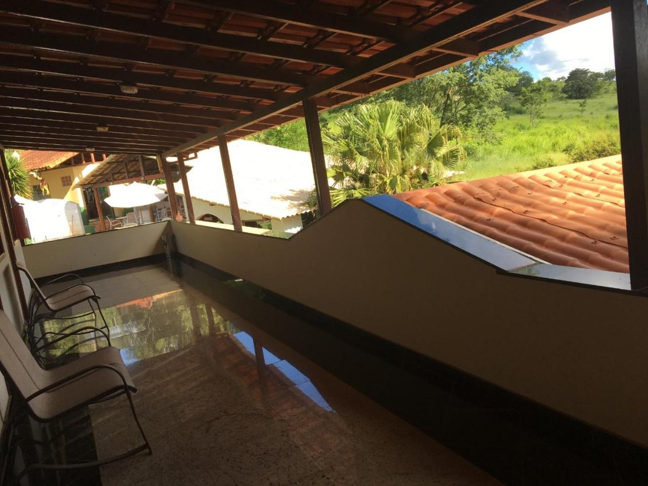 Hotel Fazenda Tucano Capim Branco Exteriör bild