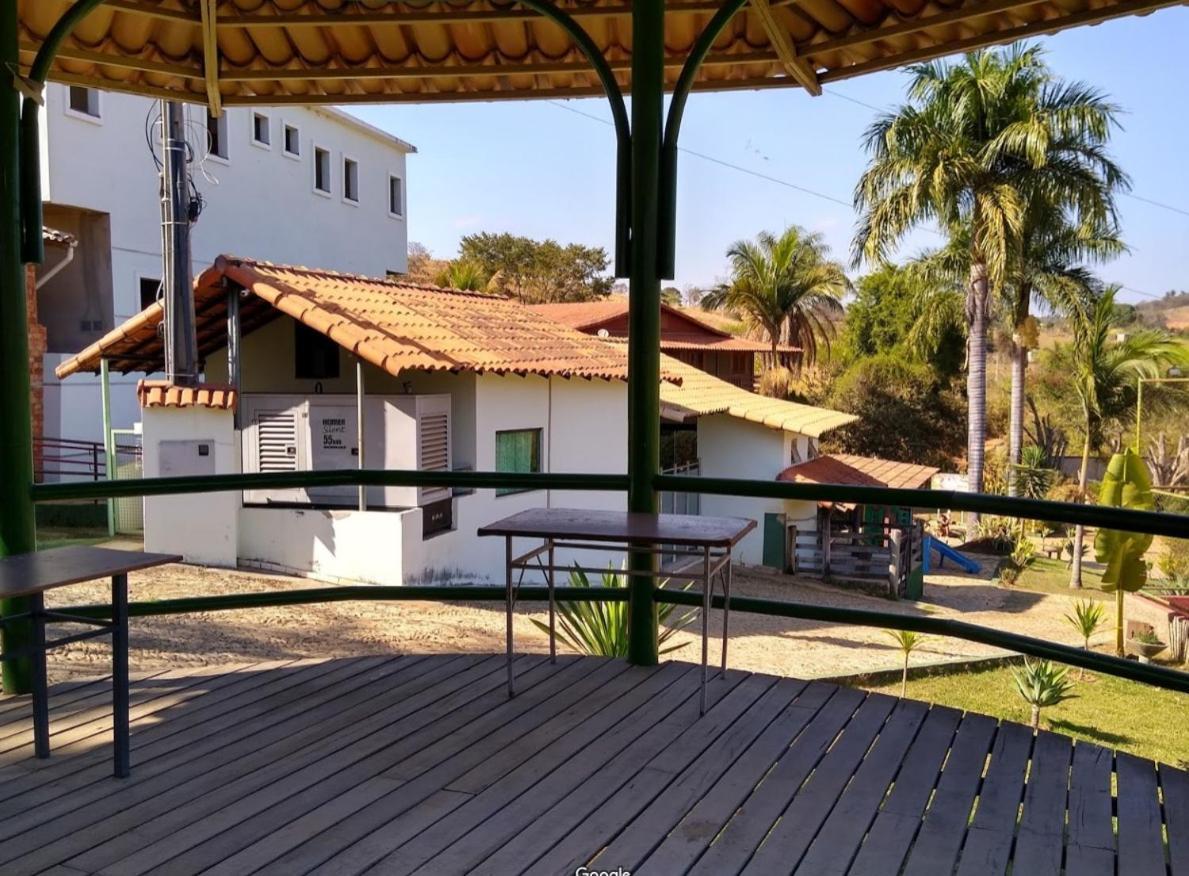 Hotel Fazenda Tucano Capim Branco Exteriör bild