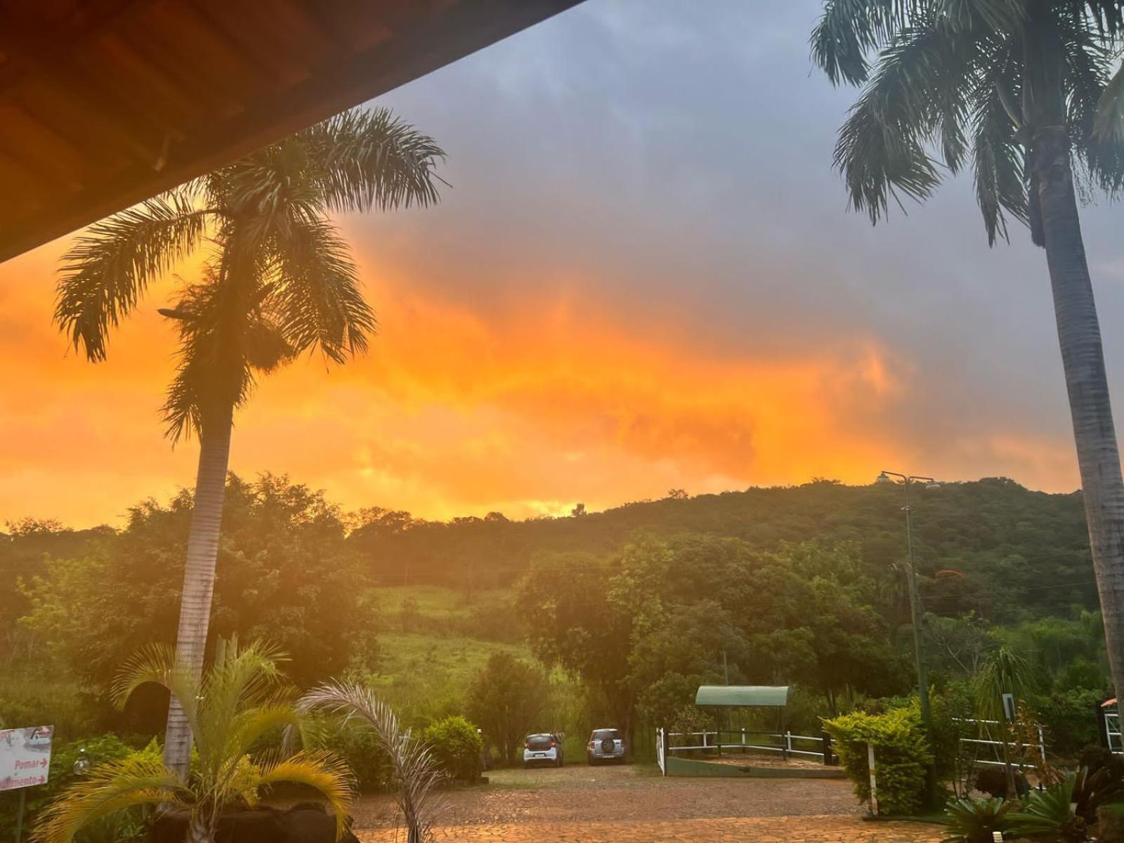 Hotel Fazenda Tucano Capim Branco Exteriör bild